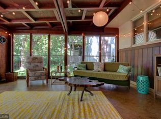 32 Sheridan Ave S, Minneapolis, MN 55405