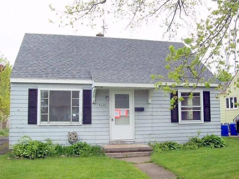 1st image of 3427 Charlotte St