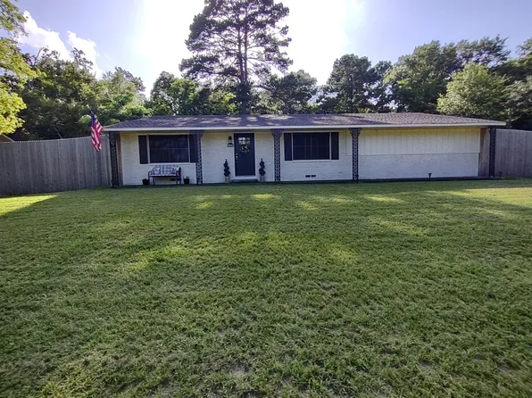 505 N Tyler St, Big Sandy, TX 75755