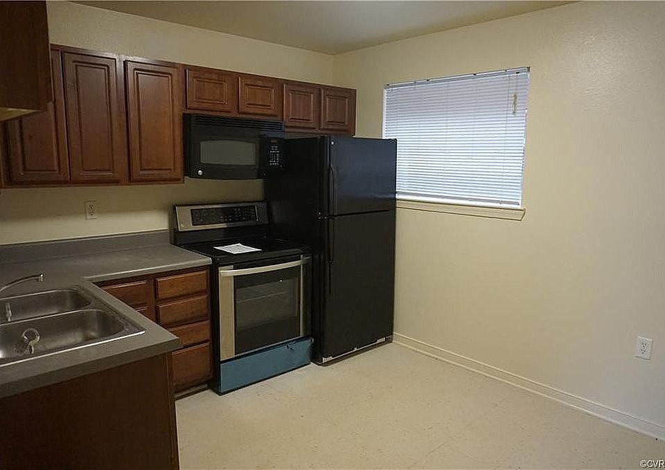 1st image of 3508 E Richmond Rd Unit 105