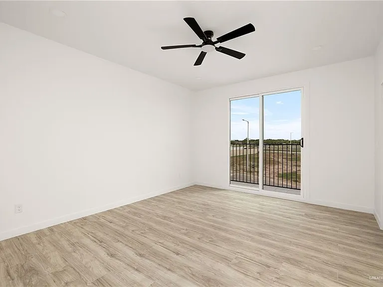 3527 K Center St — Photo 13