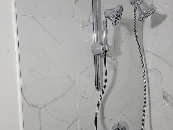 New fittings and tiles throughout