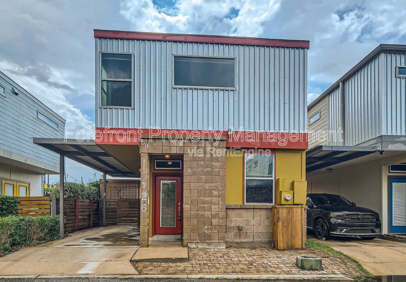 2 bed, 2.5 bath, 1218 sqft, $1,900 — Photo 2