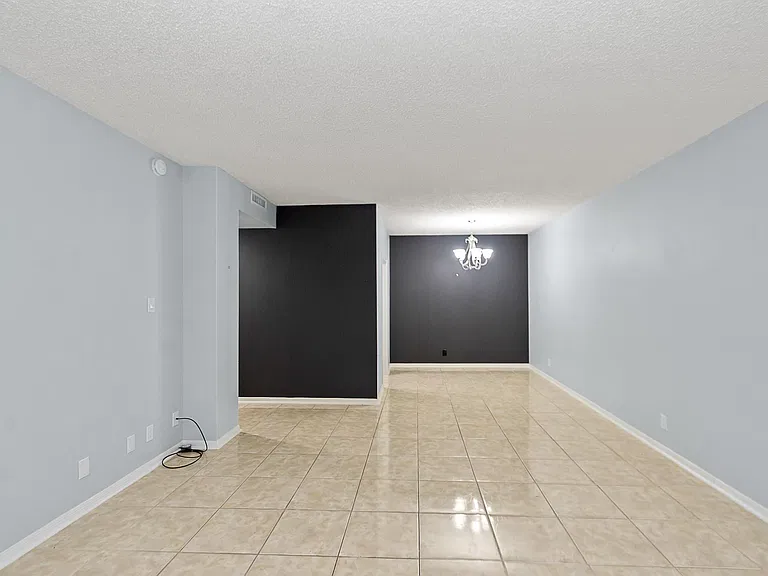 661 Bering Dr #504 — Photo 12