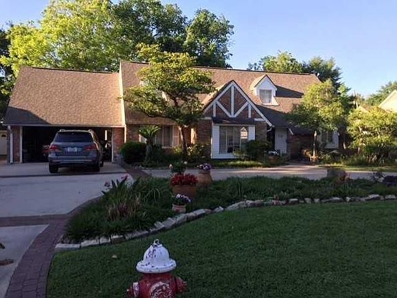 2nd image of 218 Driftwood Dr
