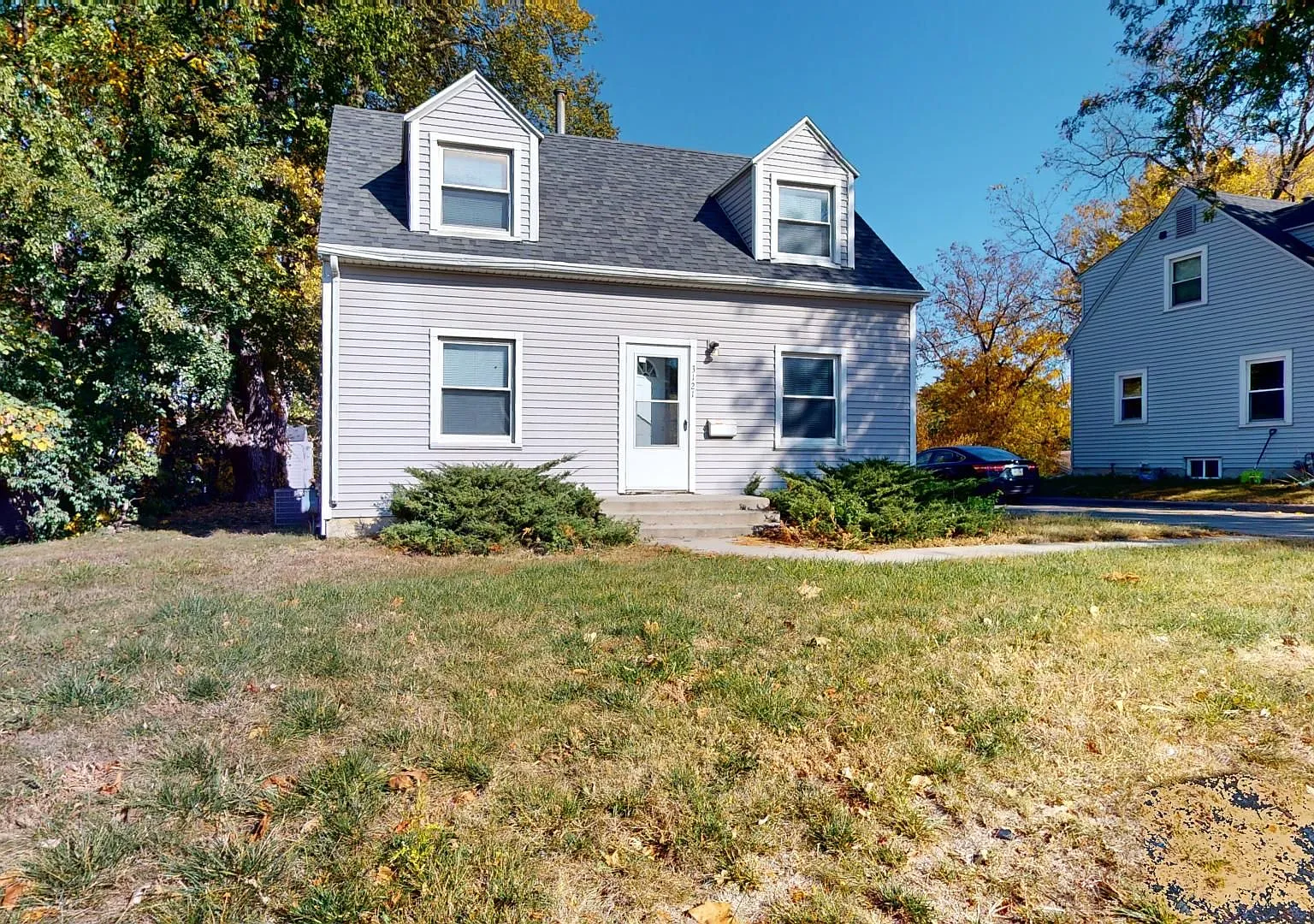 Available Now! Spacious 4 Bedroom House Near Campus — Photo 1
