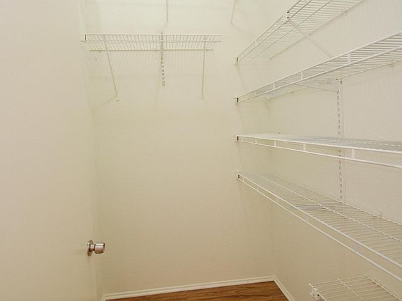 4th image of 1348 N Sierra Bonita Ave #6