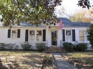 505 E 60th St, Savannah, GA 31405