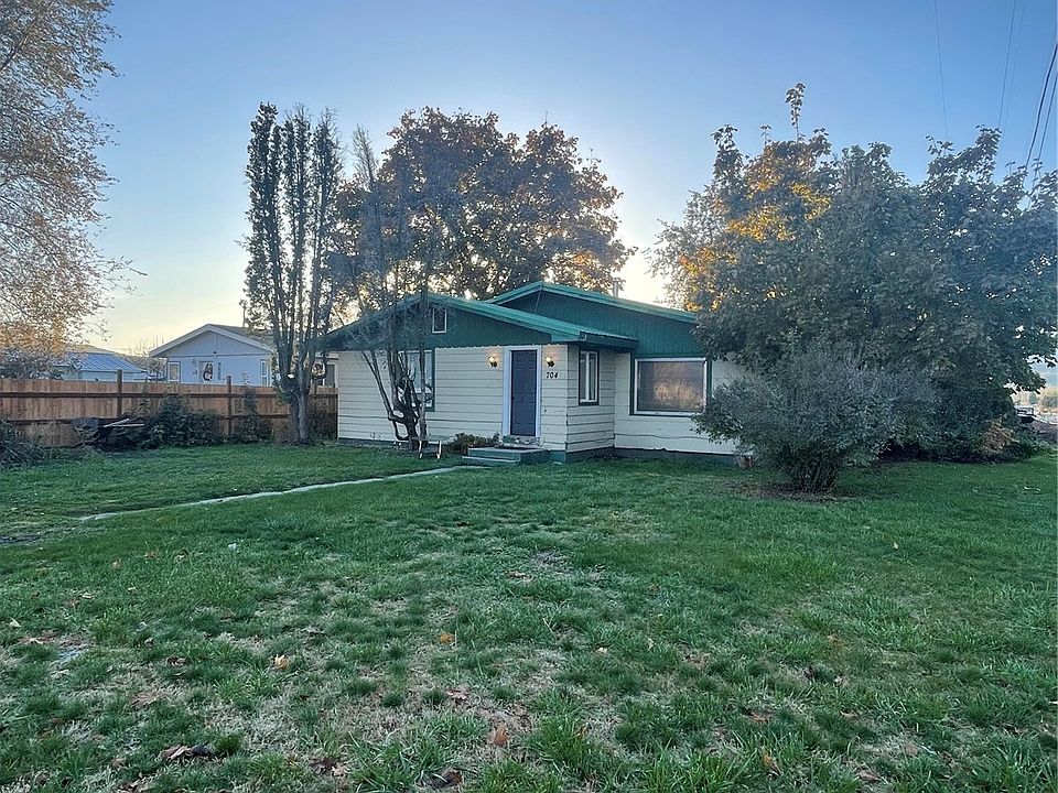 704 Index Street, Omak, WA 98841 MLS 2178358 Zillow