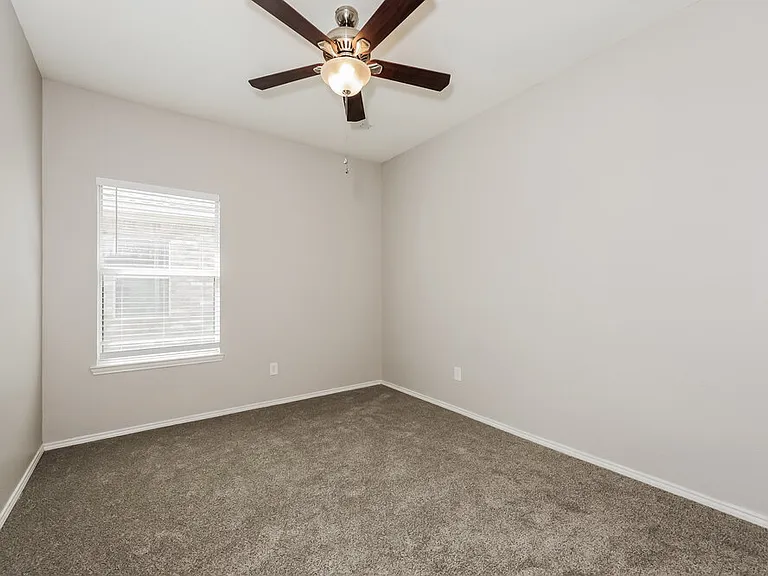 2808 Earle Dr — Photo 13