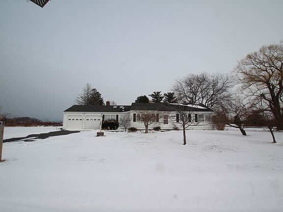 4th image of 528 Lake Road West Frk