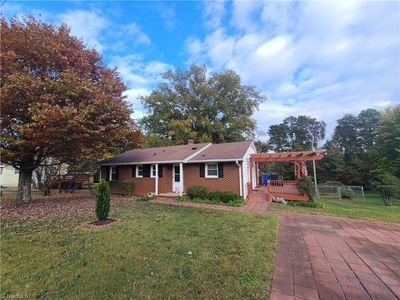 1011 Duggins St, Kernersville, NC, 27284