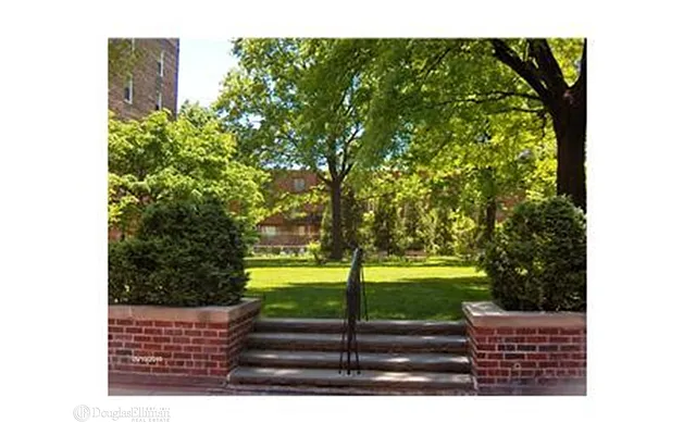 Sold by Douglas Elliman | media 10