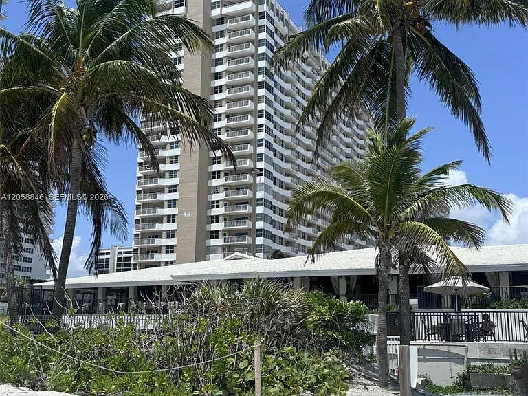 1980 S Ocean Dr #MK — Photo 14