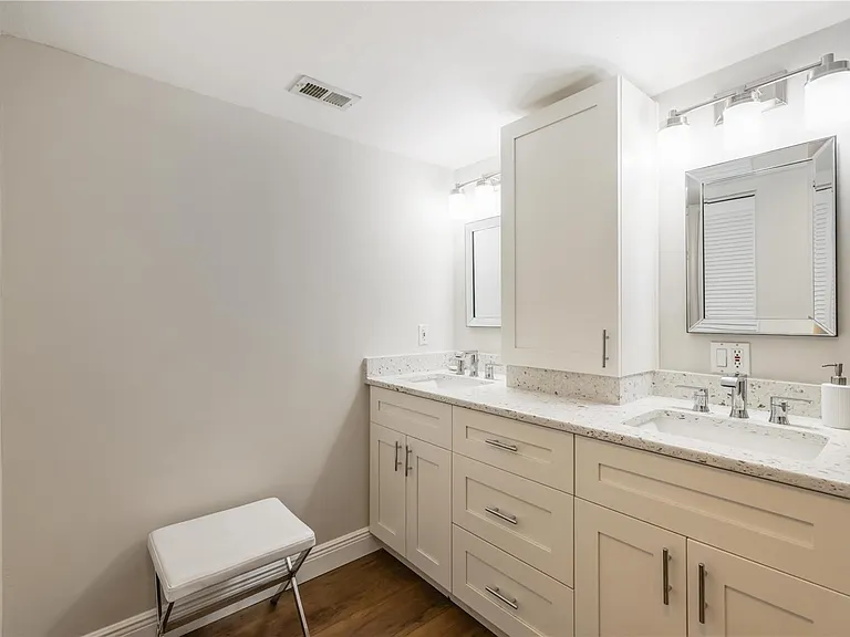 1500 Park Beach Cir #6C — Photo 26