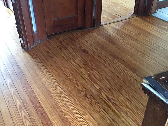 3rd image of 1965 Oak St Floor 2