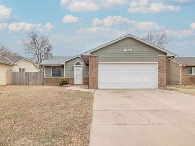 11945 W Rolling Hills Dr, Wichita, KS, 67212