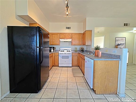 5th image of 3400 Cabana Dr Unit 2016