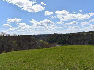 44 River Walk Dr, Sparta, NC 28675