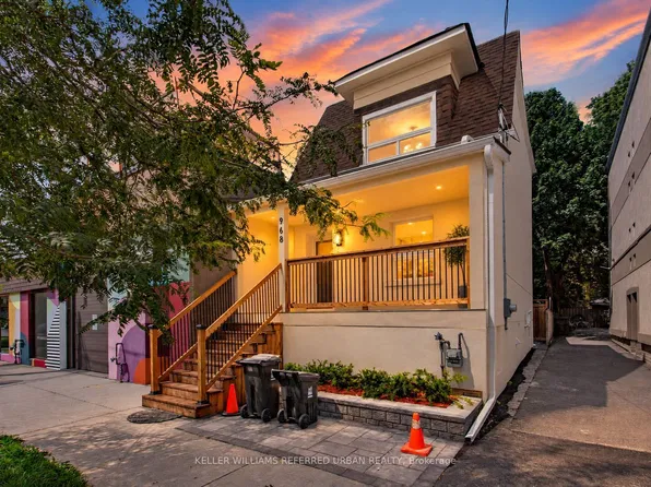 968 Eastern Ave, Toronto, ON M4L 1A6