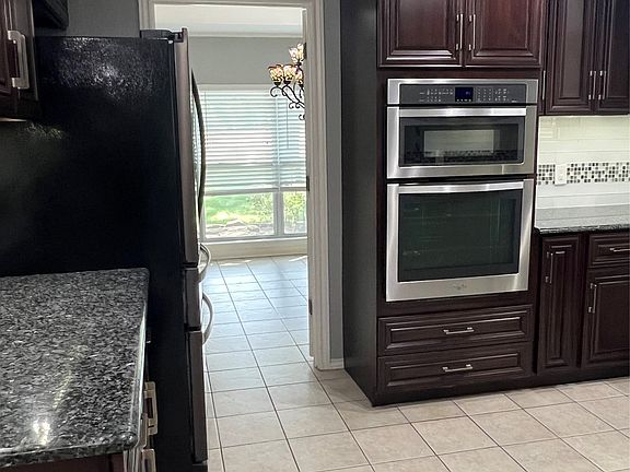 3rd image of 6201 Baymar Ln