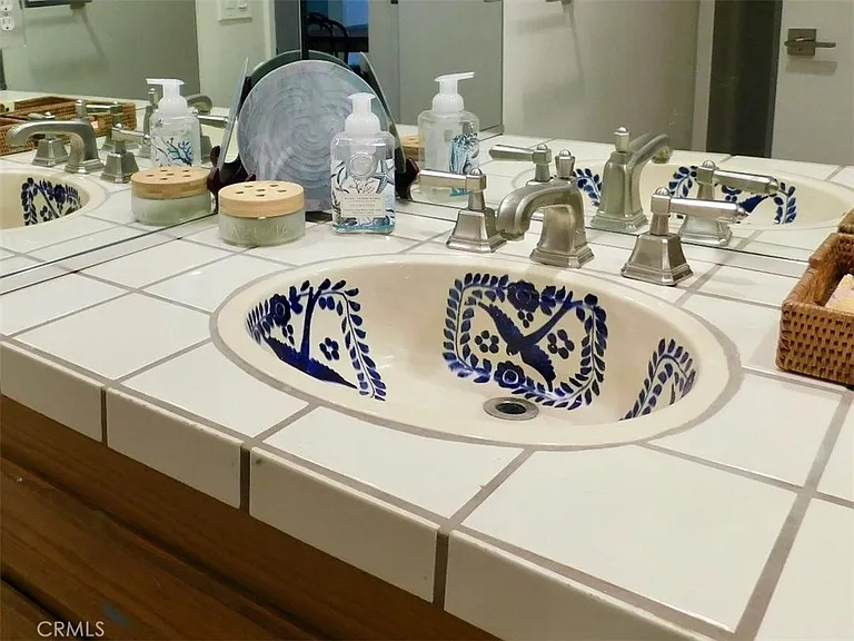 814 Cliff Dr — Photo 26