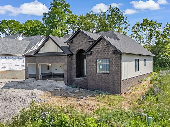 3rd image of 1000 Shelburne Way
