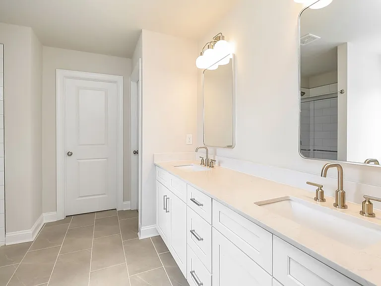 726 Lithia Inn Rd — Photo 41