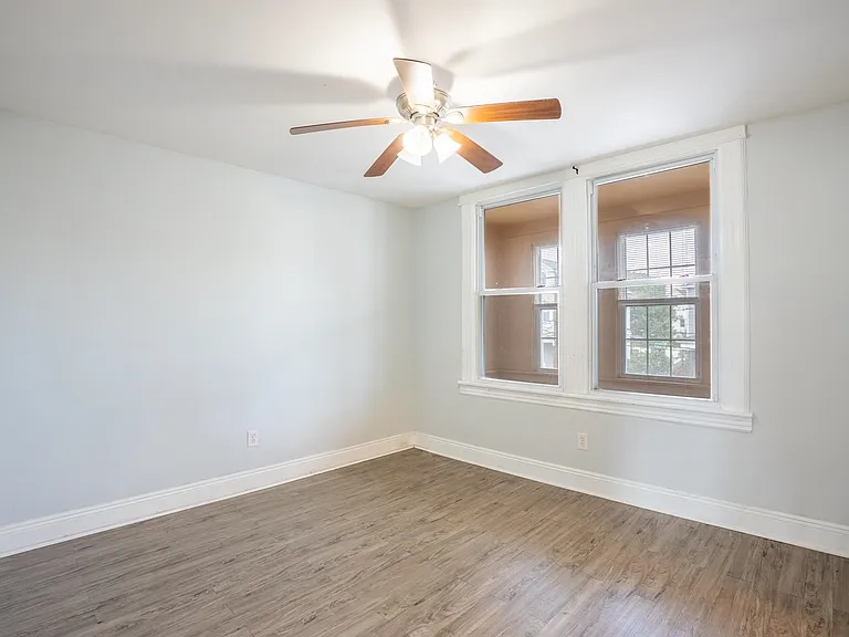 24 Edwards Ct #2 — Photo 8