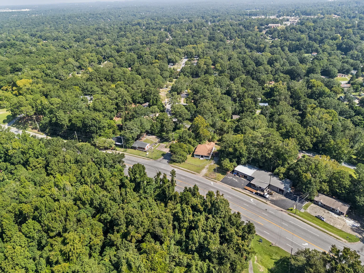 3 bed, 1972 sqft, $1,750 — Photo 3