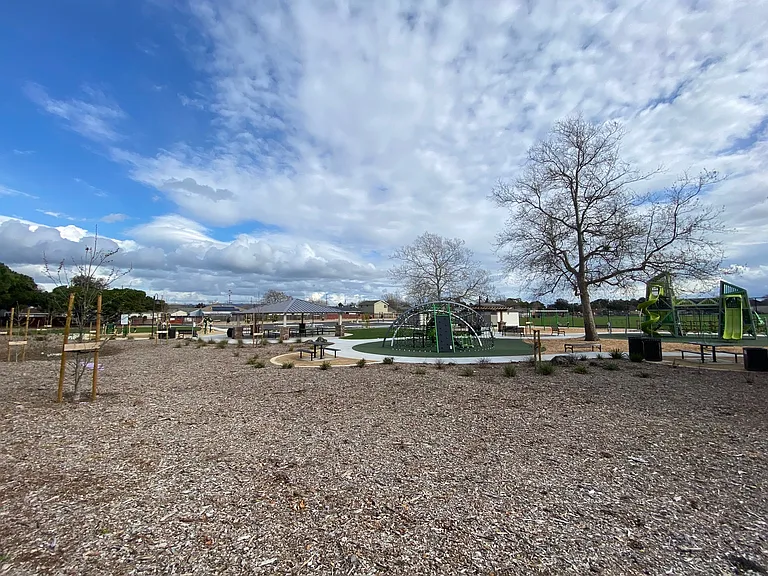 1874 Bandoni Ave — Photo 18