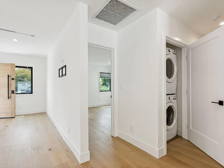 5713 Ranchito Ave — Photo 13