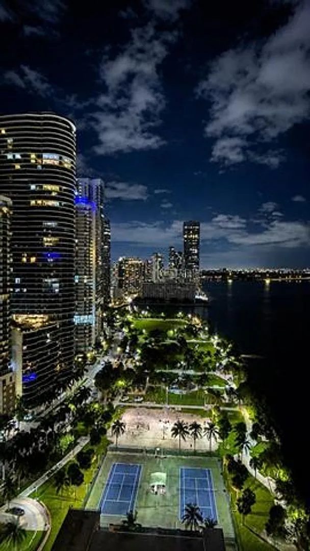 1717 N Bayshore Dr cu-A-2935, Miami, FL 33132 — Photo 4