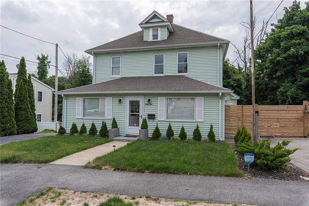 35 Wrentham Rd, Worcester, MA 01602 Zillow