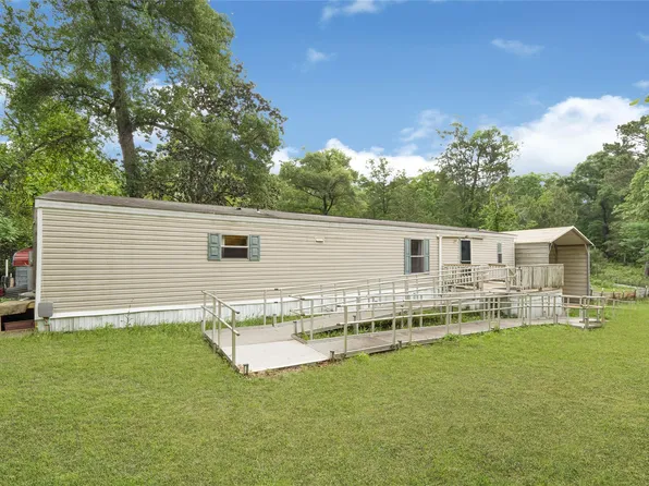1919 Ole Long Pull Rd, Livingston, TX 77351