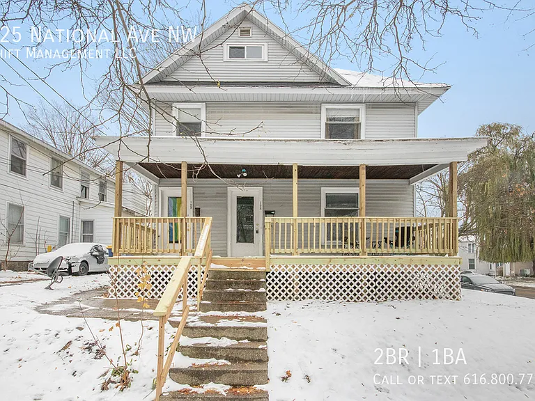 125 National Ave NW — Photo 1