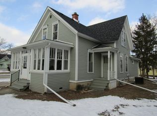 55 N Worth Ave, Elgin, IL 60123