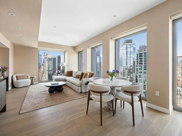 30 East 31st Street image 1 of 13