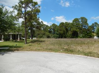 984 SE Easterwood Ct, Palm Bay, FL 32909