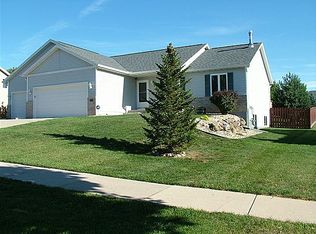 5133 Bluestem Way, Madison, WI 53704