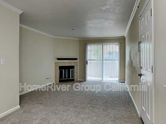 4th image of 1019 Dornajo Way APT 165
