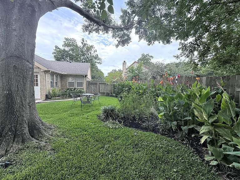 802 Sundance Valley Dr — Photo 13