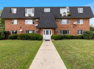 17138 71st Ave APT 5, Tinley Park, IL 60477