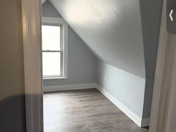 21 Hopkins St, Woodbury, NJ 08096