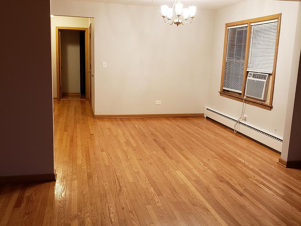 1st image of 4929 N Marmora Ave #1