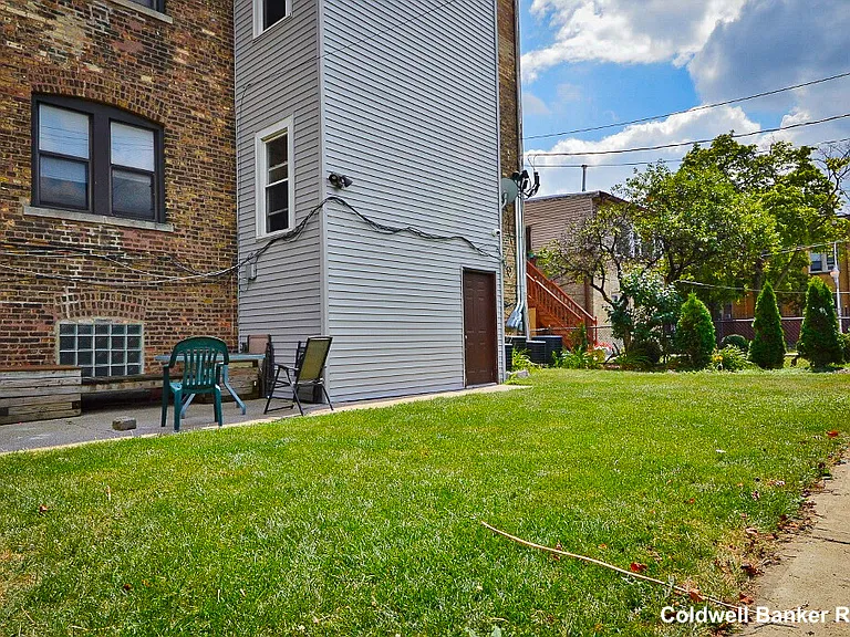 2510 N Harding Ave #2N — Photo 11