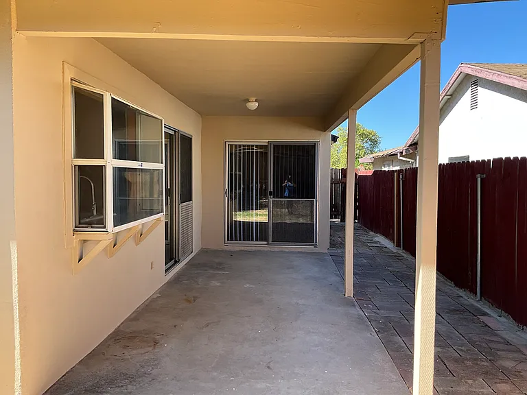7326 Salazar Dr — Photo 20