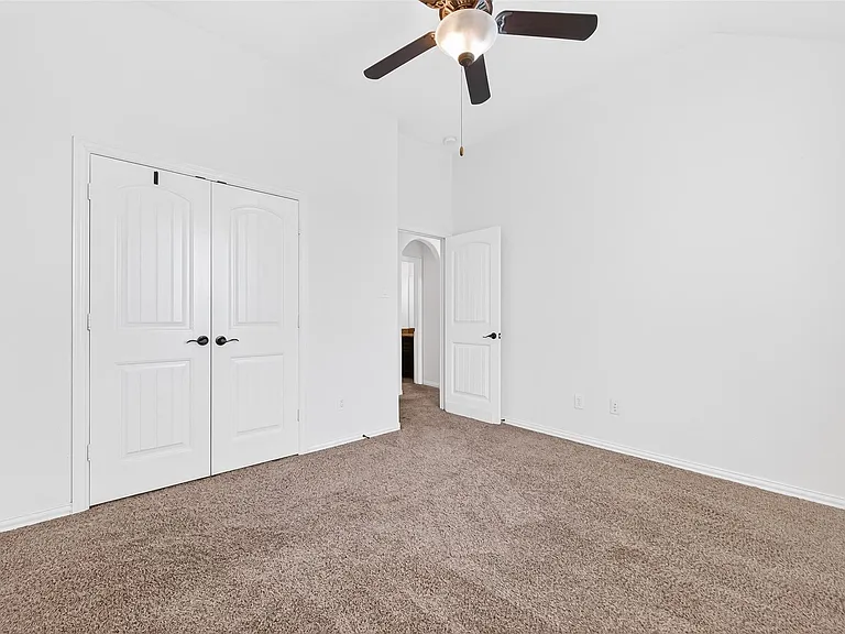7035 Belle Meadow Ln — Photo 43