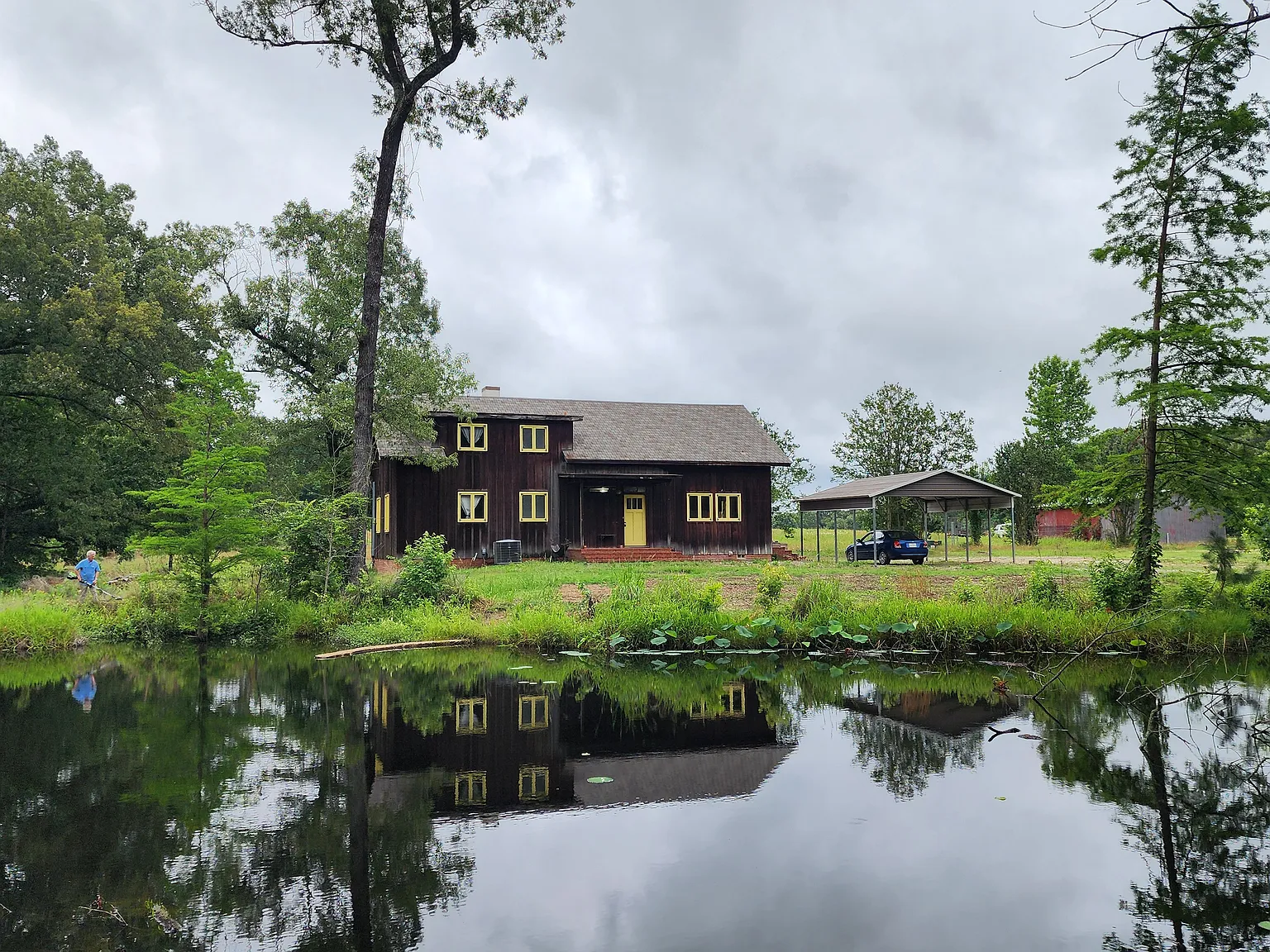 4 bed, 2259 sqft, $2,300 — Photo 4