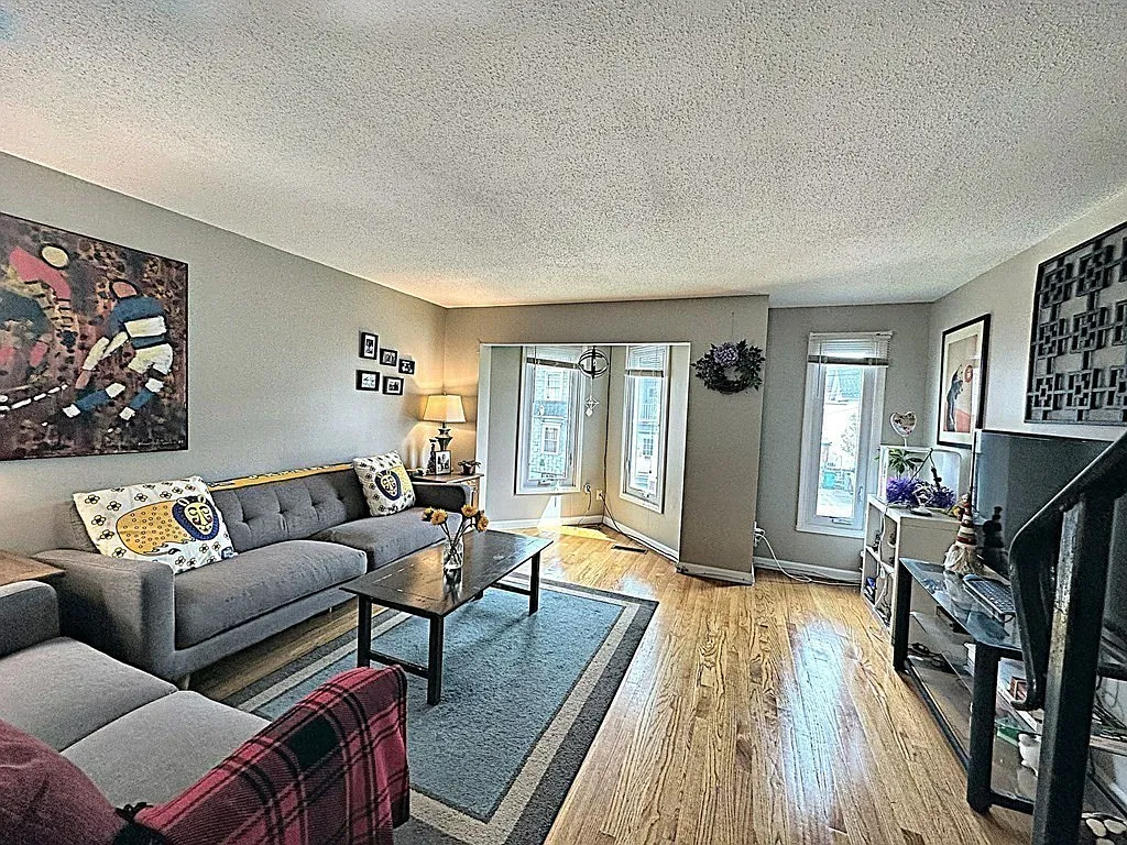 2 bed, 1.5 bath, 1124 sqft, $2,500 — Photo 4